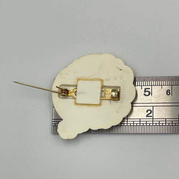 VTG Christmas Winter Holiday Pin Brooch Lot Santa Drummer Boy Snowman Teacher - Picture 5 of 9